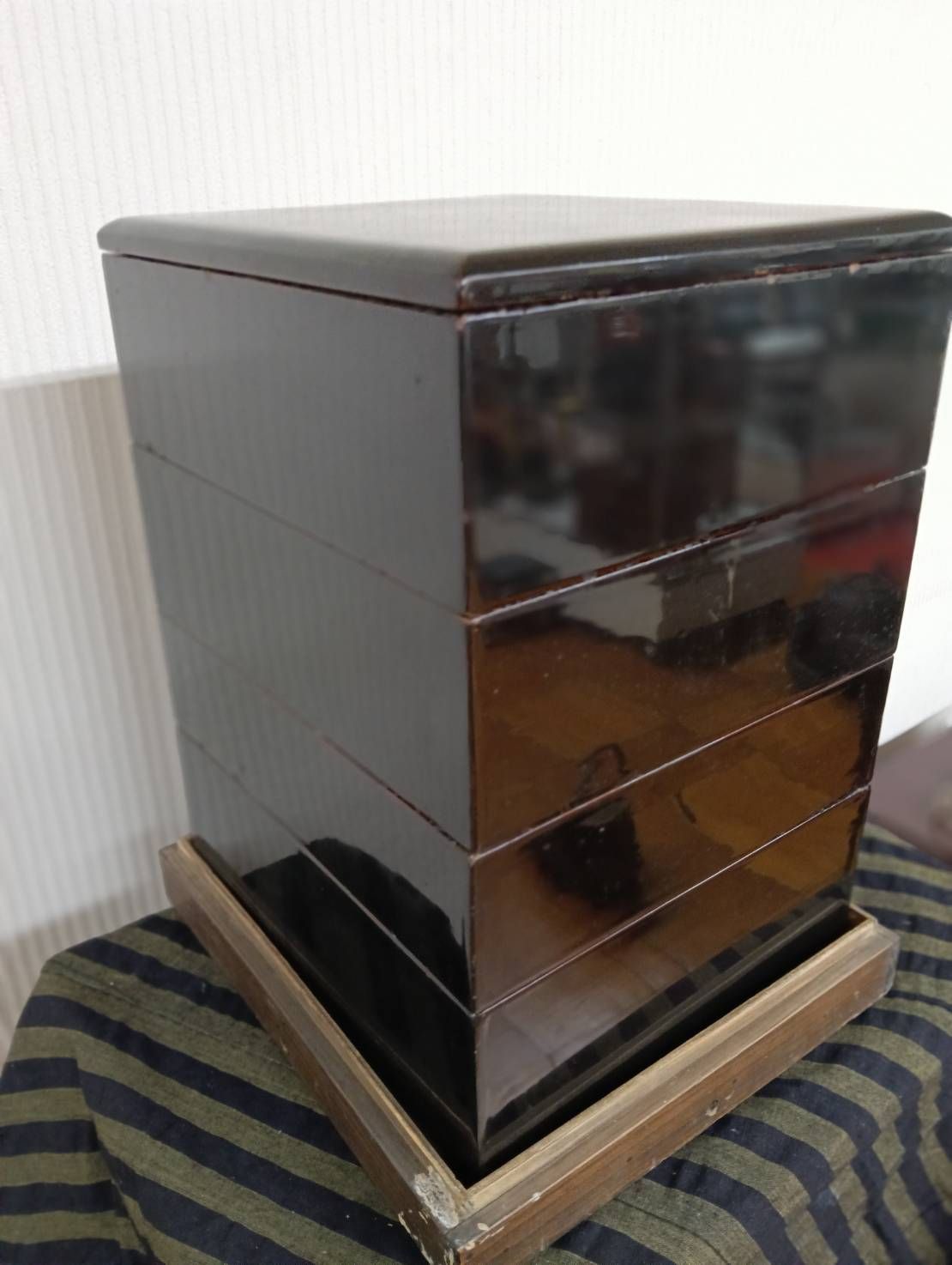 アンティーク お重 重箱 ４段 漆器 漆塗り 螺鈿 き