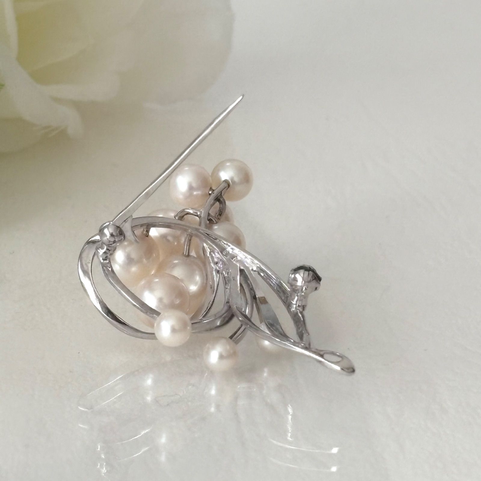 408【ミキモト】シルバー パール ブローチ - メルカリ