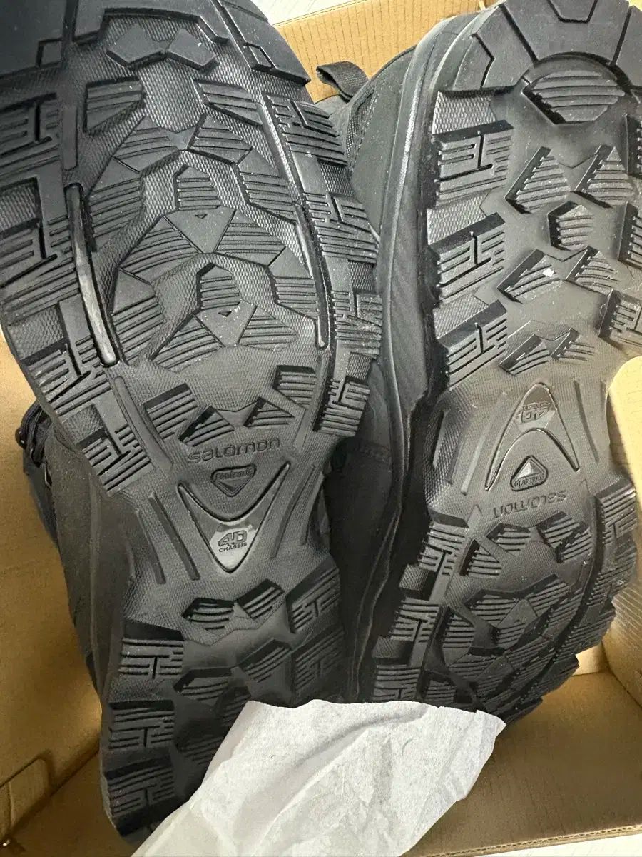  SALOMON サロモン クエスト quest 4 D GORE TEX ゴアテックス POSS 2 ブラック 275 登山靴 トレッキングシューズ アウトドアシューズ