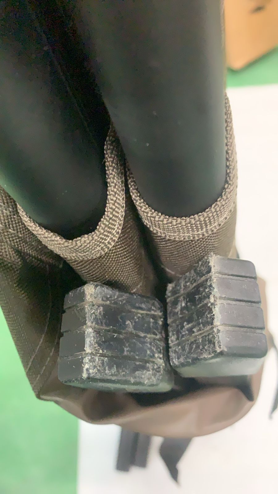 1976--524127 4909232197686