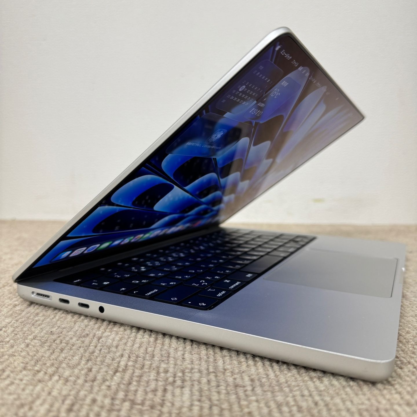 14インチMacBook Pro M1 充放電3回美品 Apple MacBook Pro 14.2インチ Liquid Retina XDRディスプレイ Late