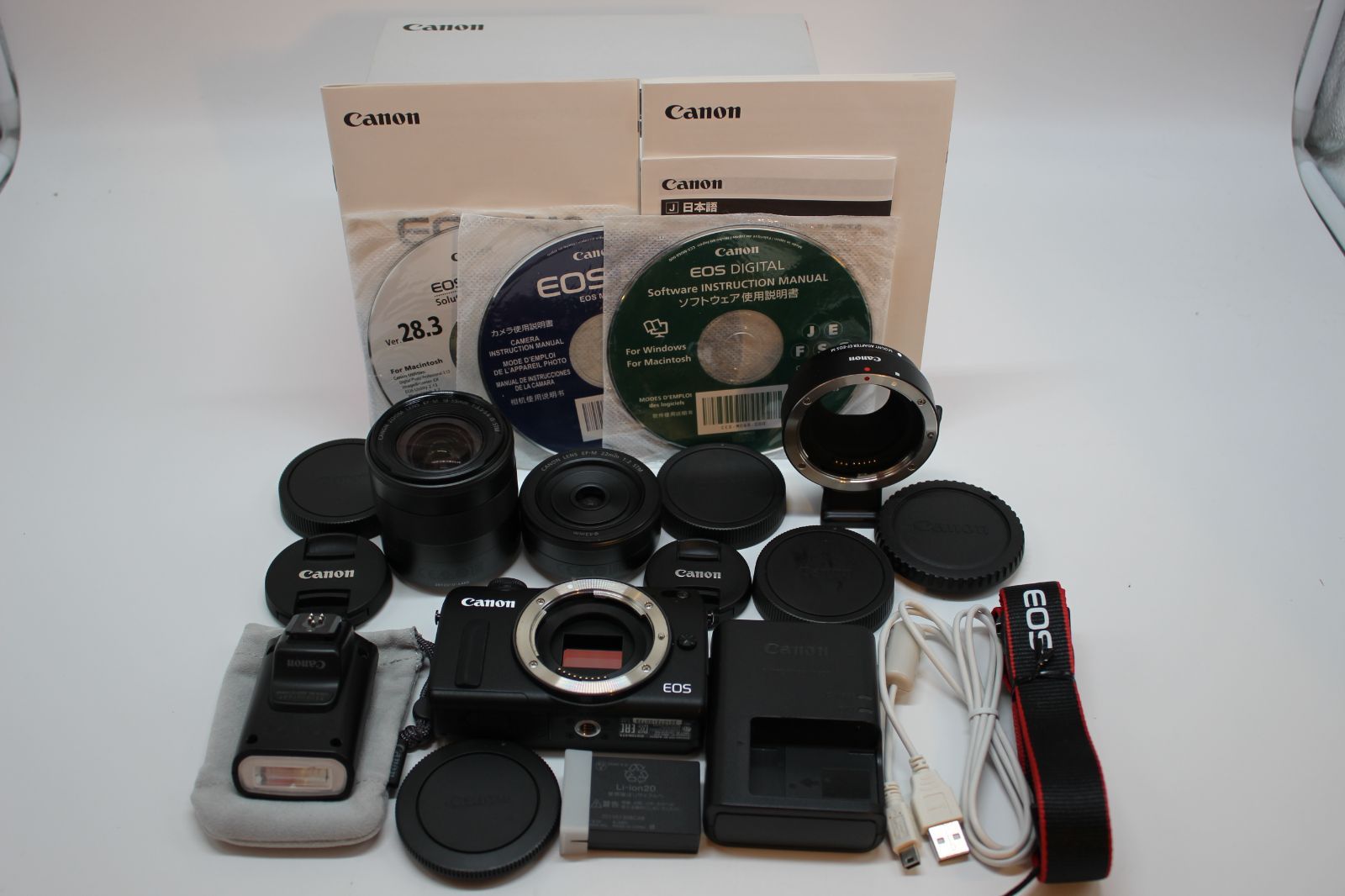 CANON EOS M2 ダブルレンズキット ブラック EF-M18-55mm F3.5-5.6 IS STM EF-M22mm F2 STM付属 EOSM2BK-WLK 26505