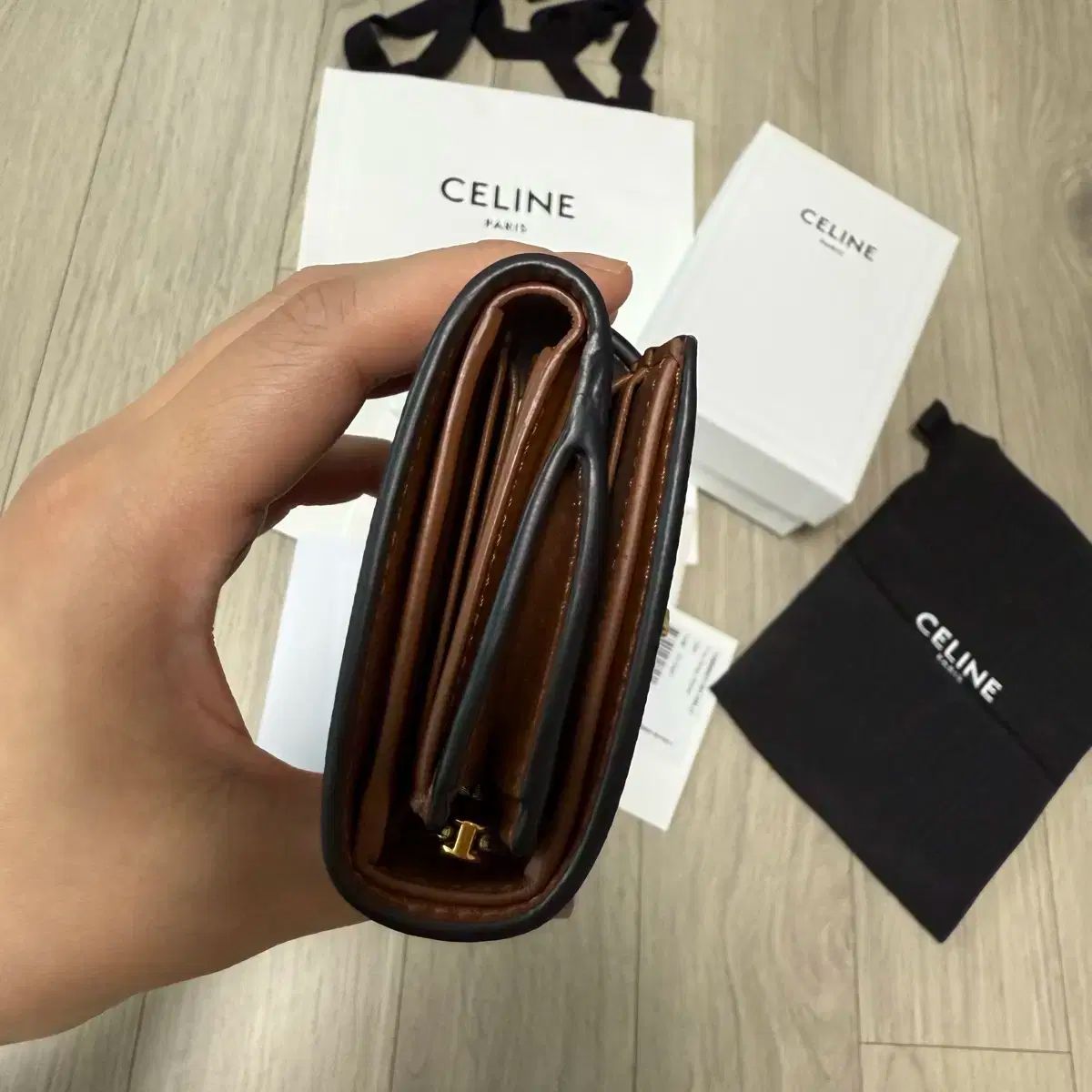 セリーヌ トリオンフ