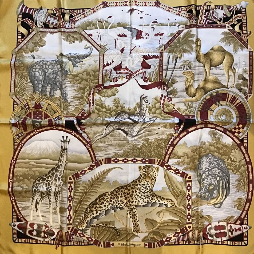 Salvatore Ferragamo フェラガモ　スカーフ　シルク　虎　動物 フェラガモ スカーフ ベージュ シルク 虎柄 Salvatore Ferragamo | UTA