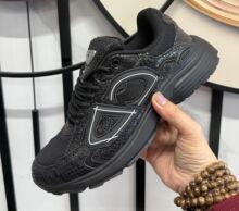 エアクッションスポーツシューズ