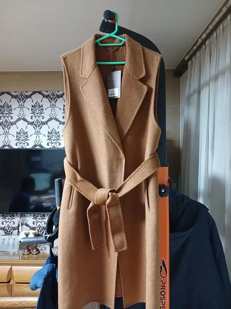 ヘラ ウール ベスト BEST 66 77