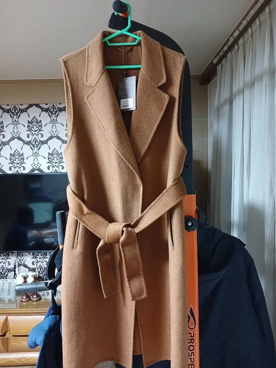 ヘラ ウール ベスト BEST 66 77