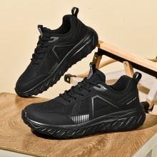 緩震フライングメッシュランニングシューズ