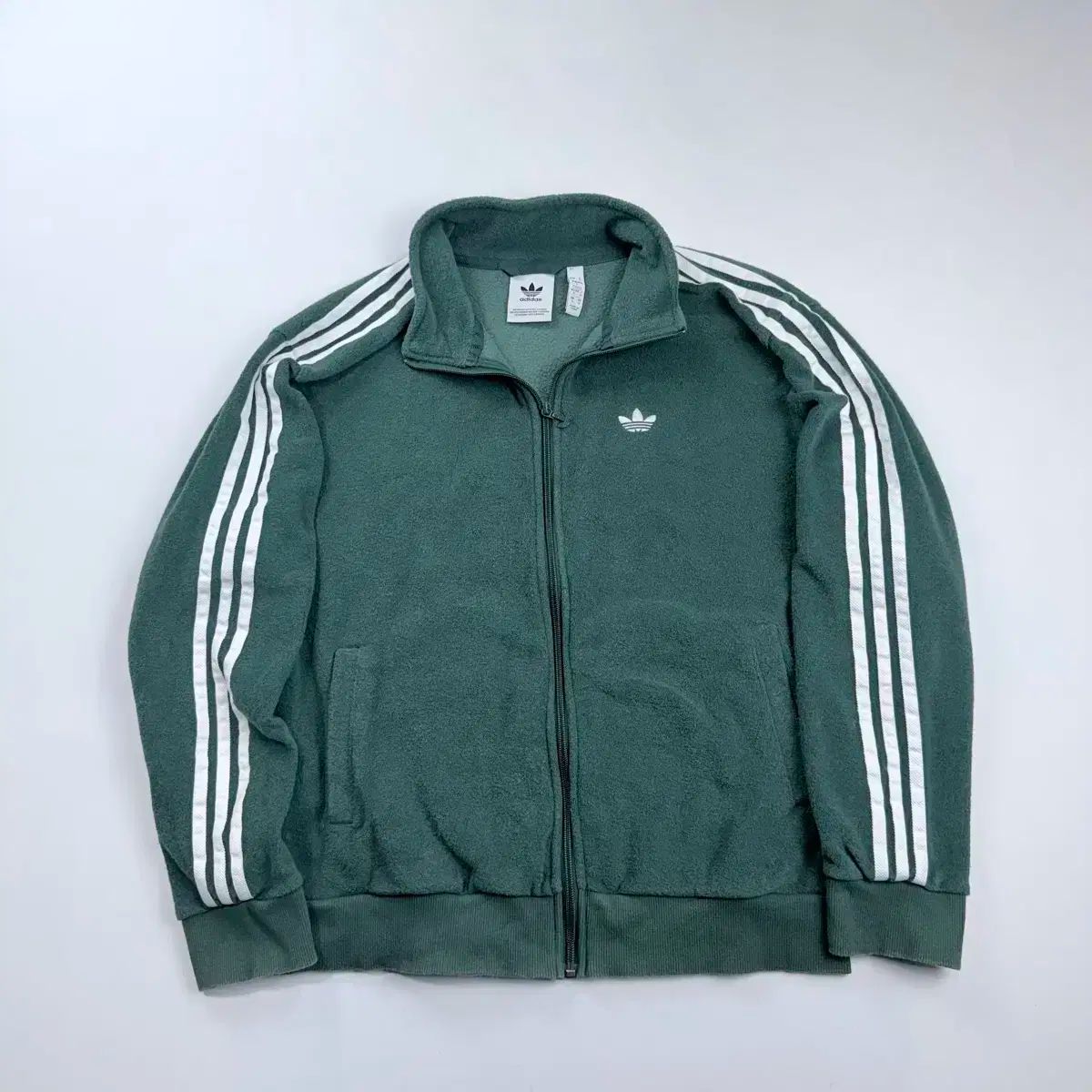 アディダス オーバーサイズ ブークレジャージ ダークグリーン