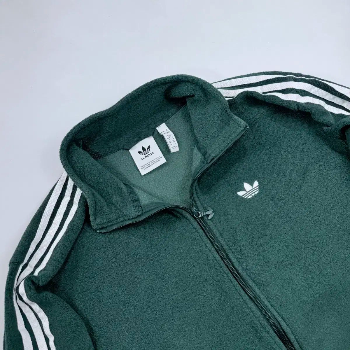 アディダス オーバーサイズ ブークレジャージ ダークグリーン