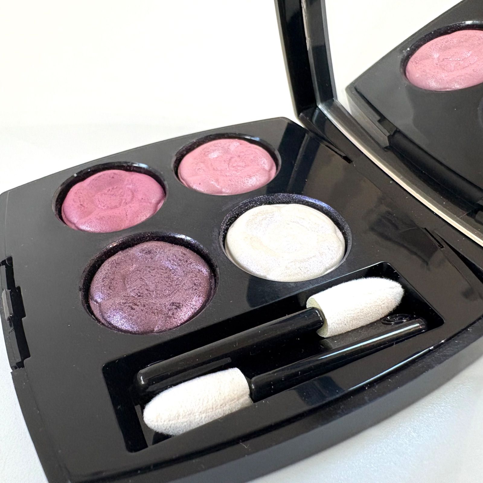 ◼️CHANEL◼️ レ キャトル オンブル 356 オー フィル デ フルール