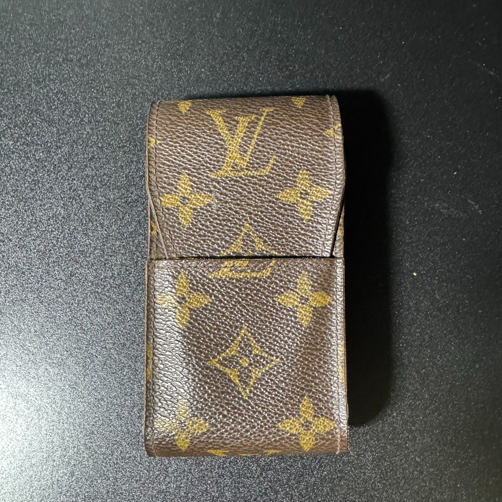 ルイヴィトン モノグラム エテュイシガレット B25110737