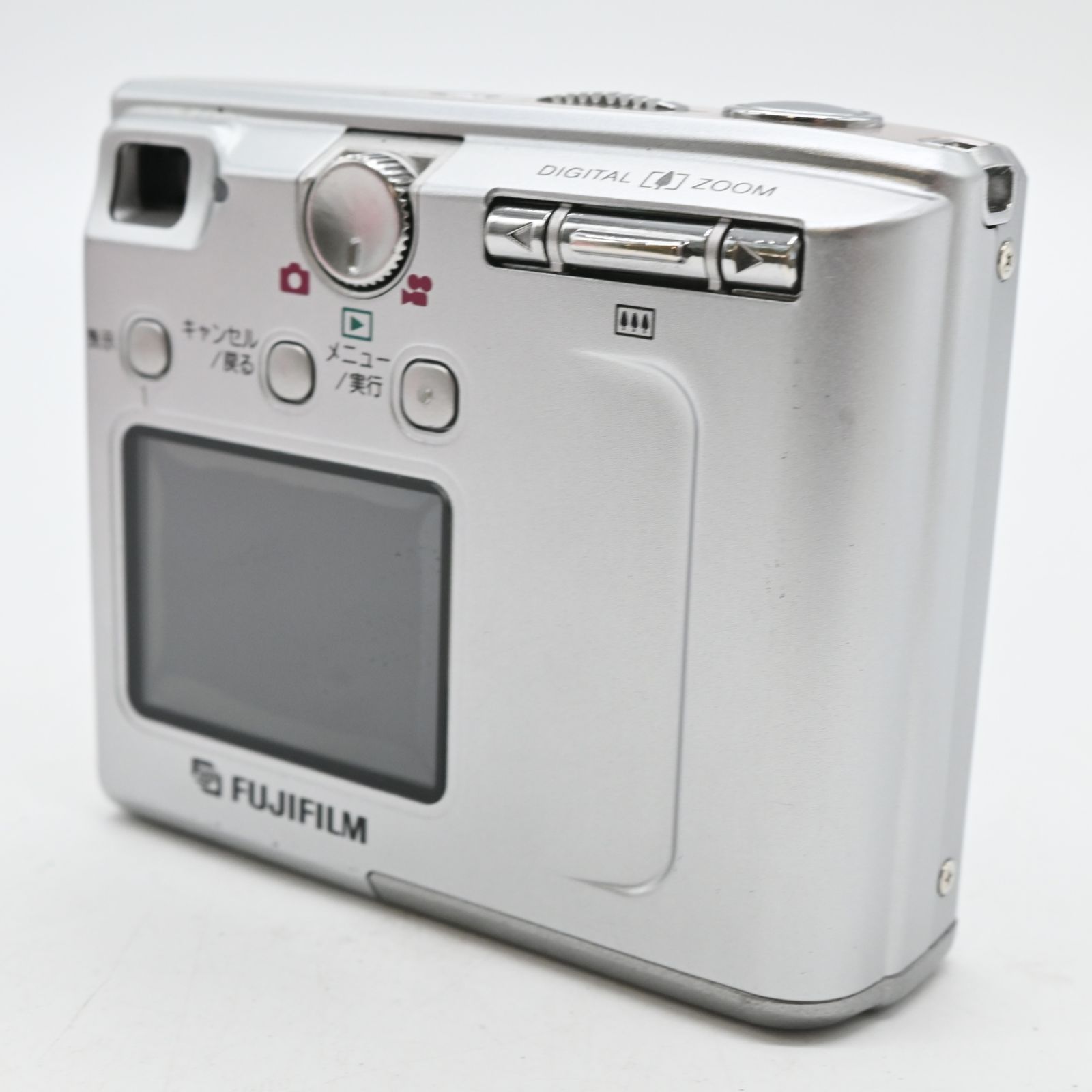 美品】Fujifilm 40i Finepix デジタルカメラ - メルカリ