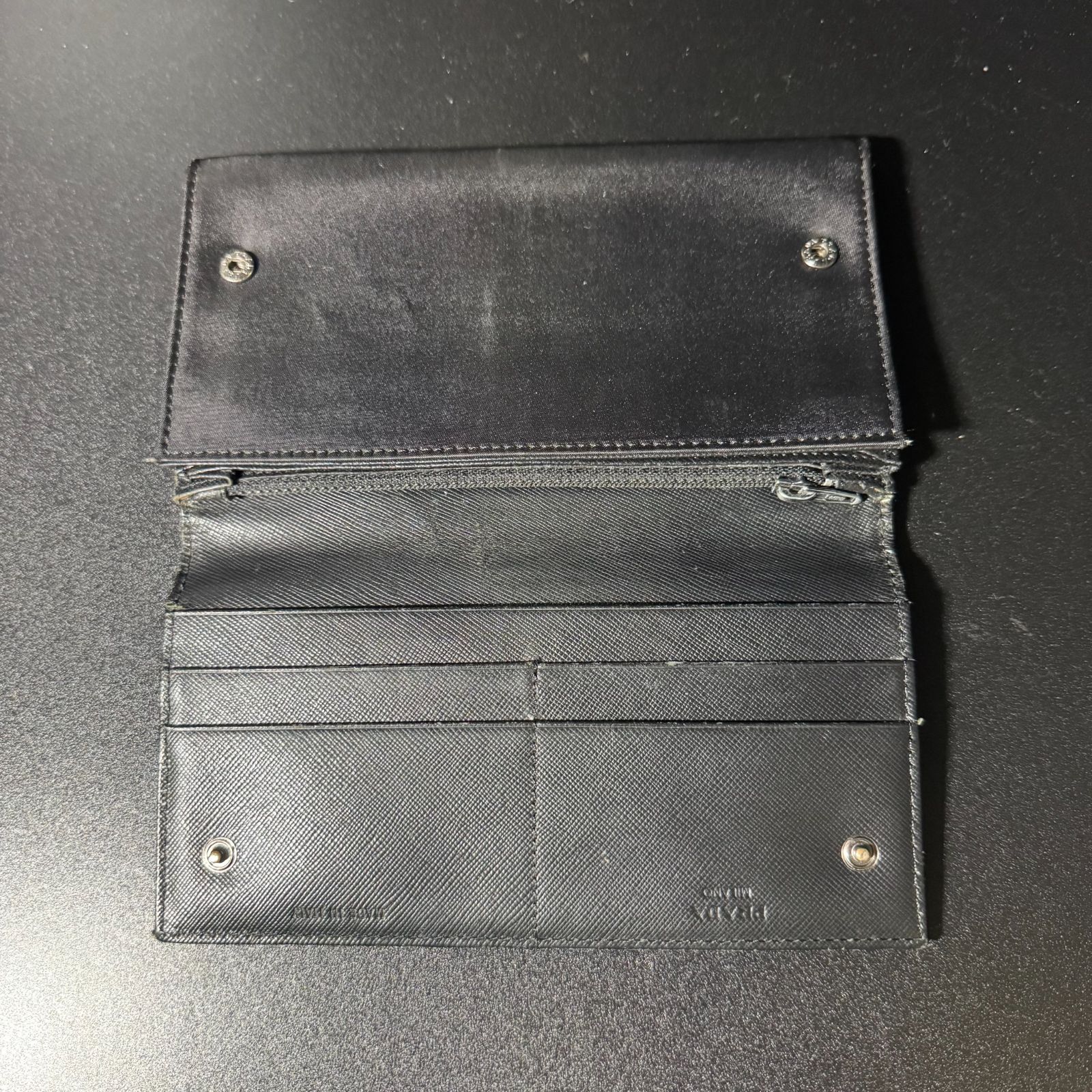  プラダ ナイロン 財布 長財布 小物