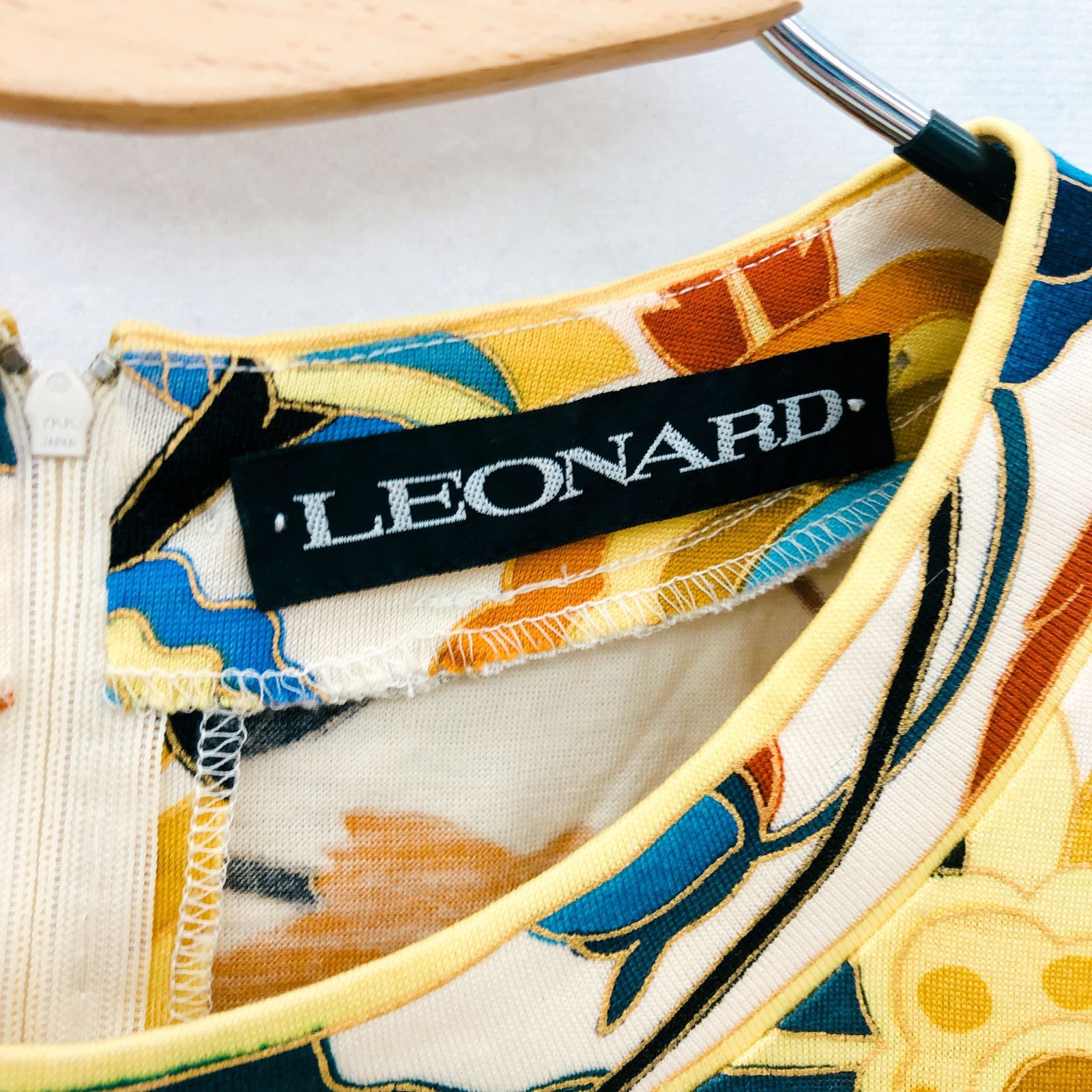LEONARD レオナール 花柄 トップス 長袖 M ベージュ系 レディース