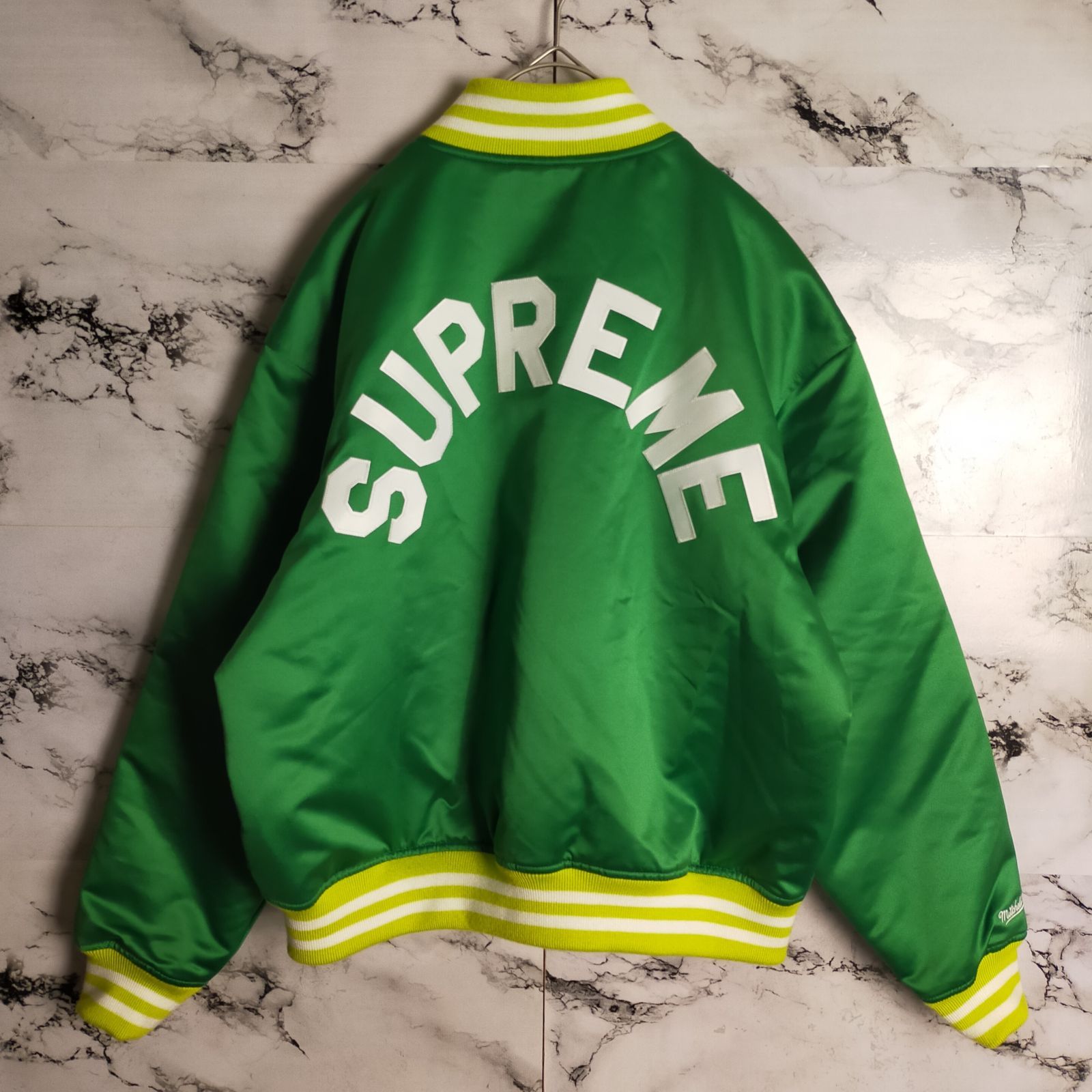 入手困難】Supreme シュプリーム Mサイズ☆バックアーチ ロゴワッペン