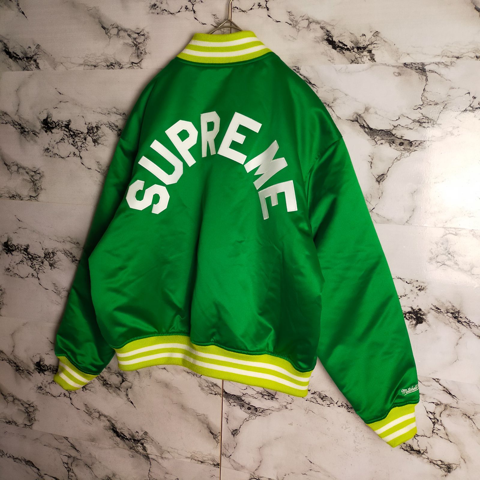 入手困難】Supreme シュプリーム Mサイズ☆バックアーチ ロゴワッペン