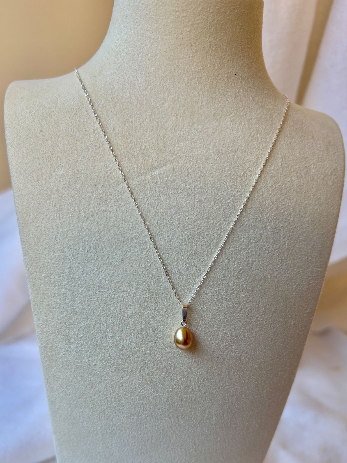 本真珠】SV南洋真珠ゴールデンパールネックレスLSP193 - メルカリ