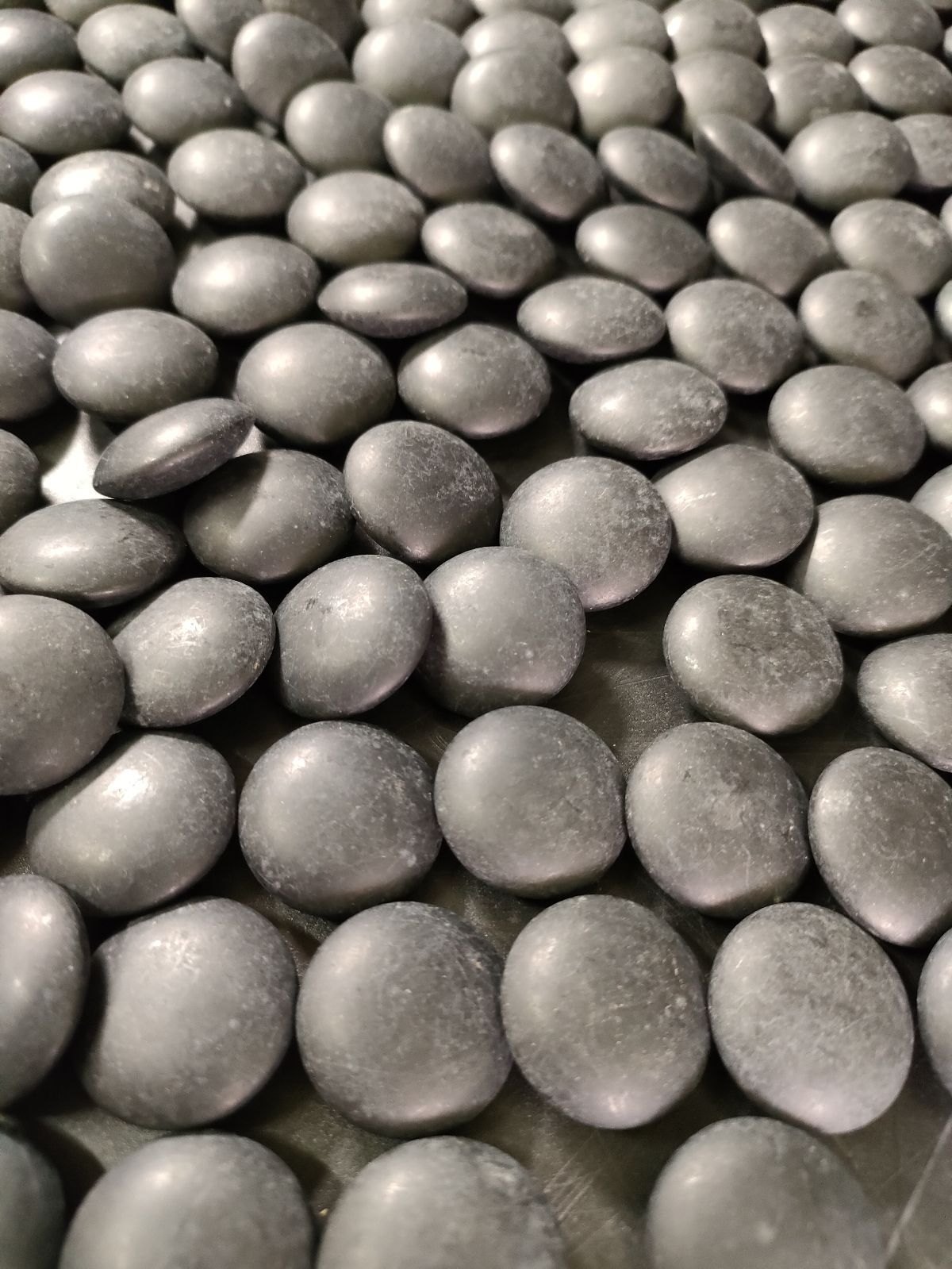 碁石白黒 Amazon | 碁石 黒石181個 白石180個 樹脂製 片面が平ら | 囲碁 | おもちゃ