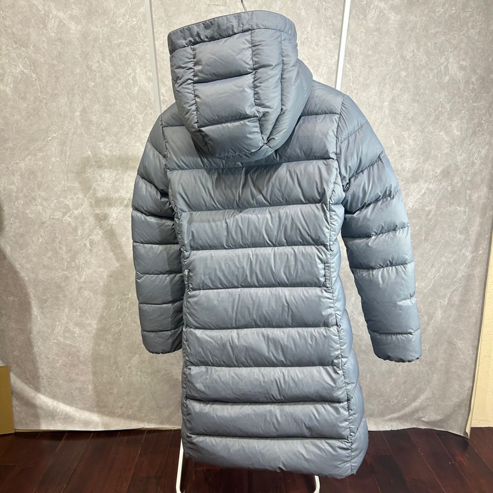 MONCLER ダウンジャケット グレー　サイズ1 モンクレール ダウンジャケット メンズ ISORNO グレー MONCLER 1A000