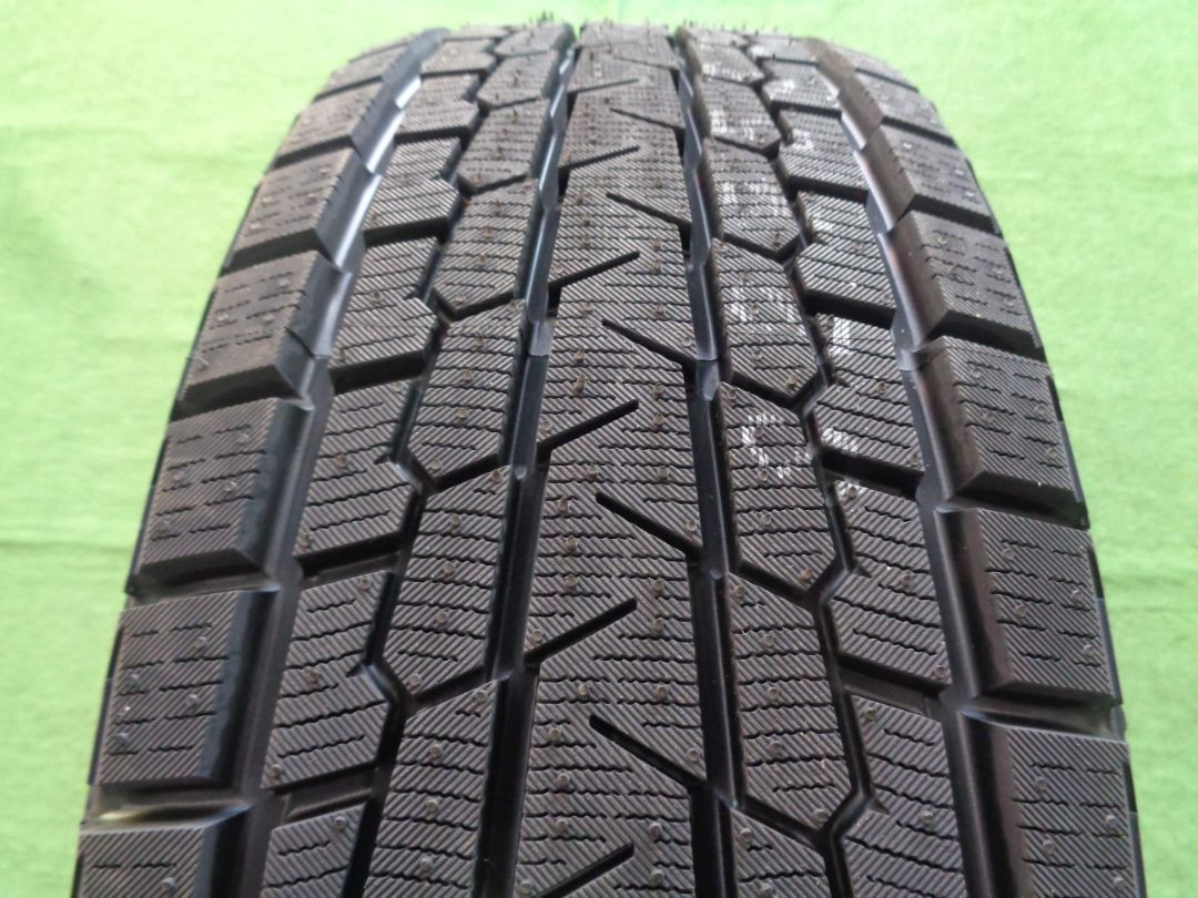 30系アルファード純正(エグゼクティブラウンジ) 中古スタッドレス