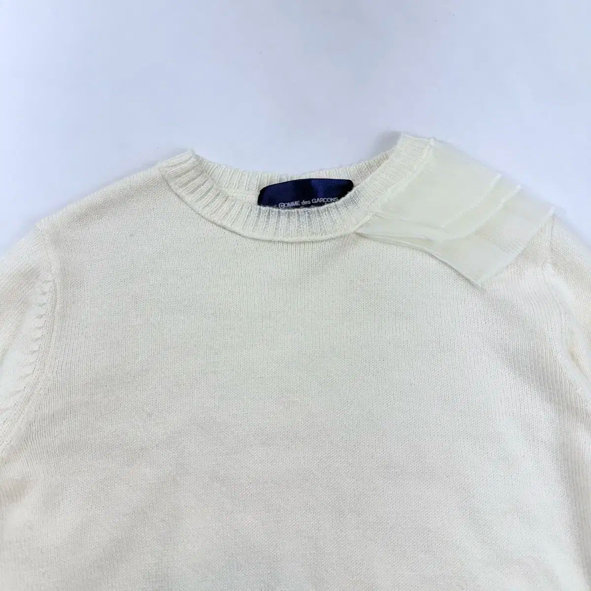 コム デ ギャルソン ブルーアーカイブ ブルアカ 白フリル ニット