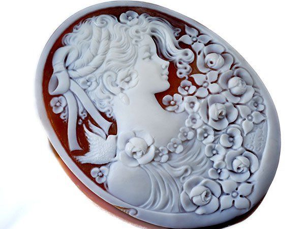 ジュエリー ディルーカ社 作家刻印有り 上品 リボンと小鳥と女性像 シェルカメオルース 74.5ｍｍ×57.0ｍｍ a 2819 il