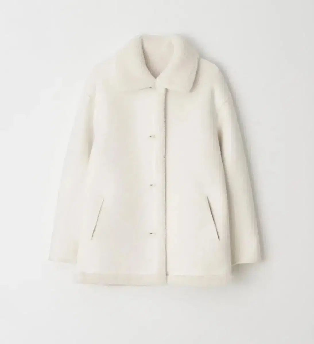 リラックスできる ルベーヌ シアリング リバーシブル ムートン アイボリー S 革新