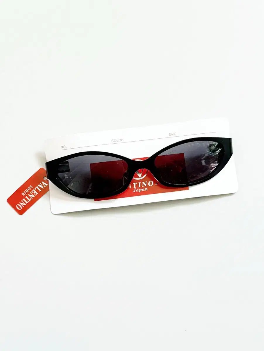 VALENTINO SONIA JAPAN ブラックメタリックヴィンテージサングラス