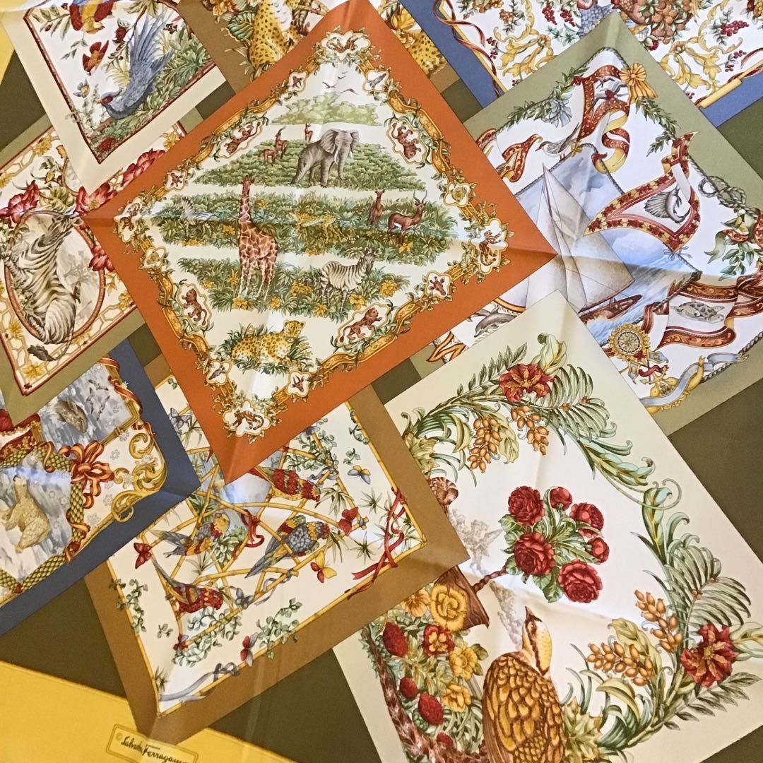 サルヴァトーレフェラガモ Salvatore Ferragamo シルクスカーフ 動物と