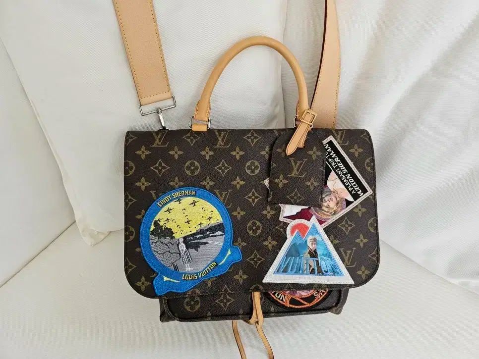 メッセンジャーバッグ