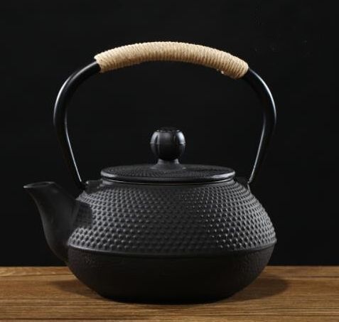新品 高品質 鋳鉄やかん 0.6L 鉄瓶 南部鉄器 急須 茶道具 煎茶道具