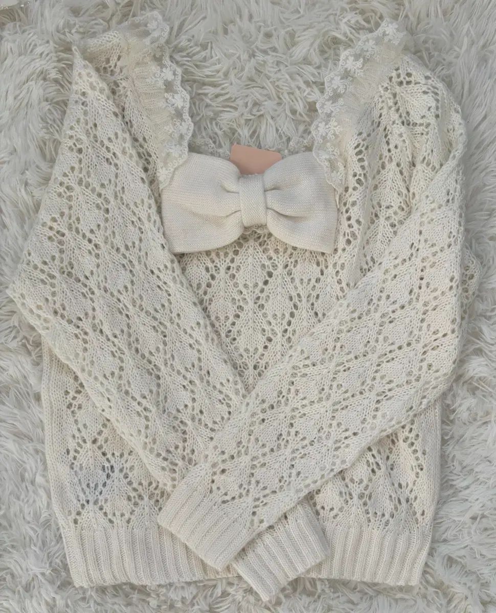 リズリサ アイボリー オフショルダー レース ニット