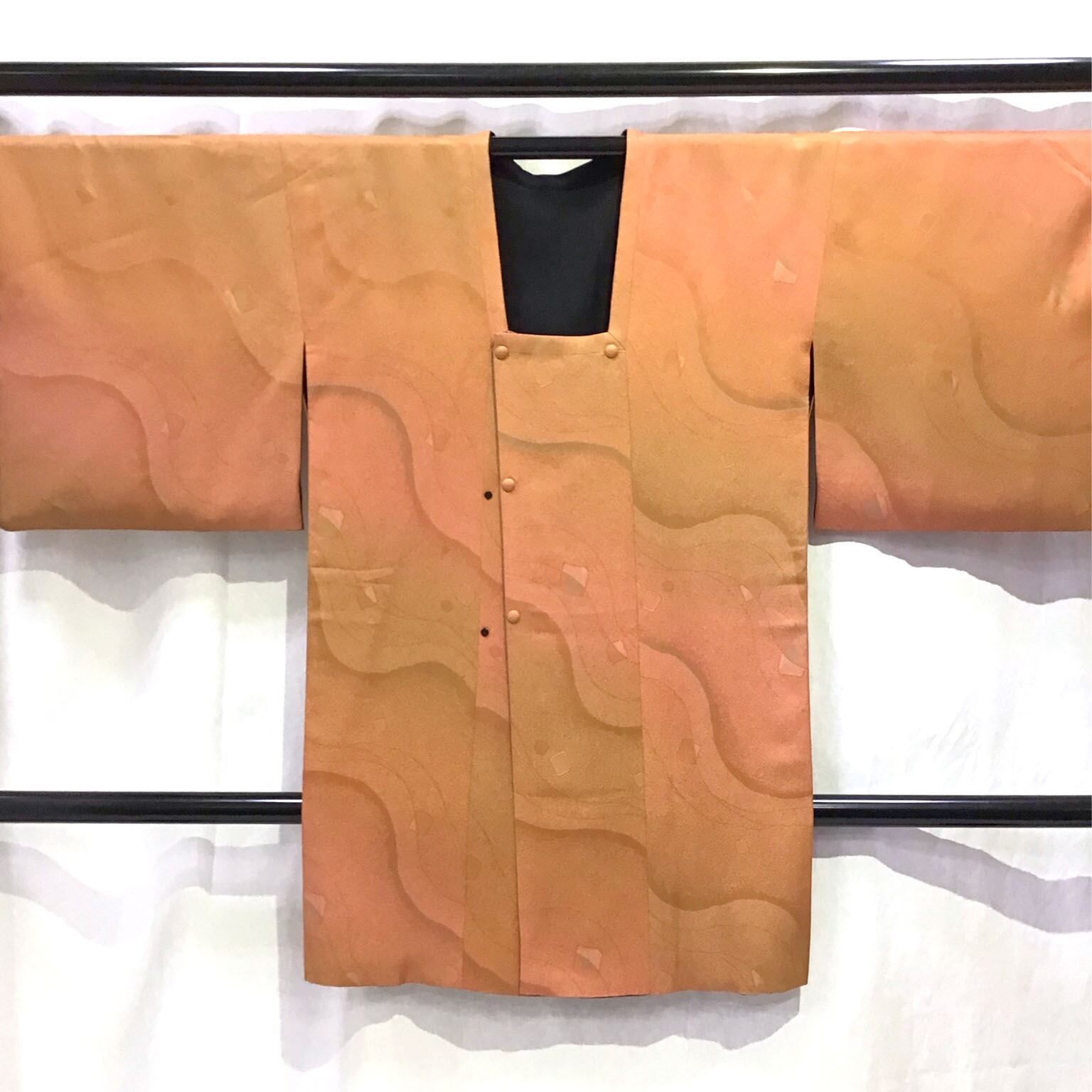 道行 着物 和装コート リバーシブル オレンジ系地 No 200701 1636 梱包サイズ60