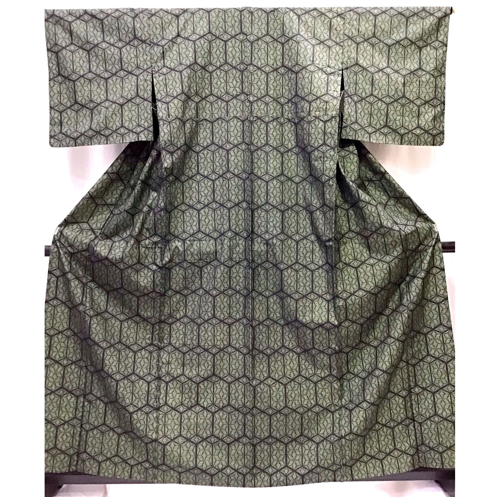 着物 紬 単衣 緑系地 No 200701 1646 梱包サイズ80