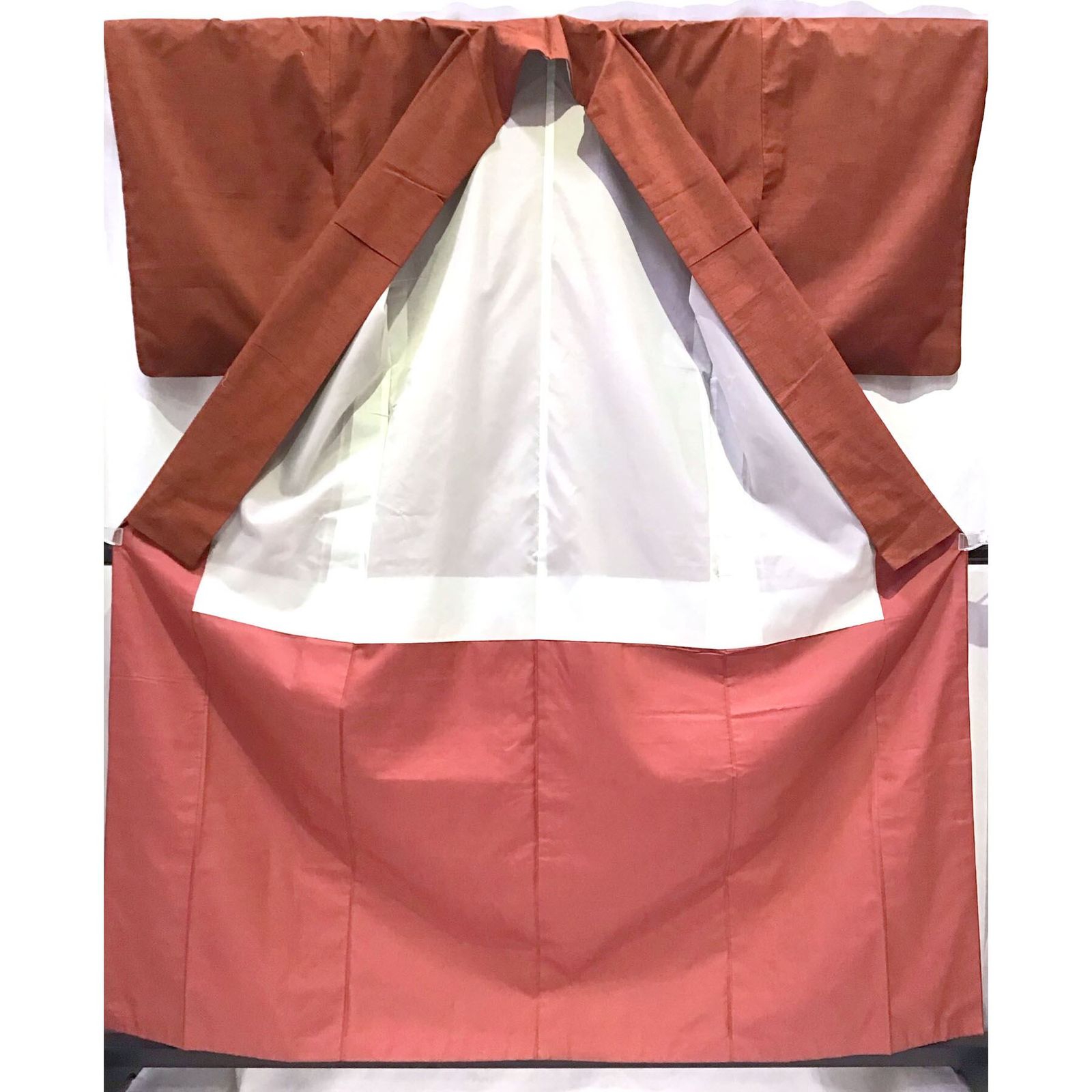 着物 紬 赤系地 No.200701-1648 梱包サイズ80