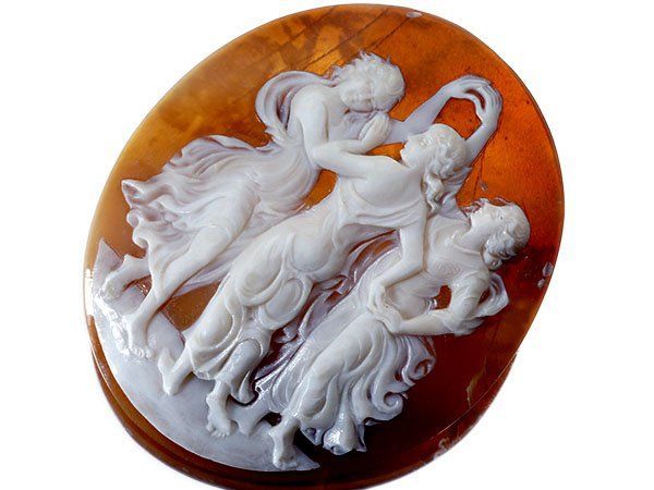 ジュエリー 作家品 裏面サイン刻印有 踊る三人の女性像 シェルカメオルース 57.8mm×49.0mm a2825o