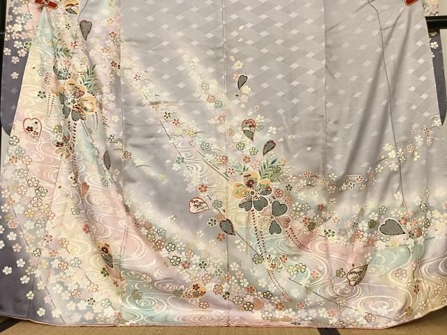 平和屋着物●豪華振袖　流水舞桜　暈し染め　金彩　正絹　逸品　AABC4933zg 平和屋着物○豪華振袖 流水舞桜 暈し染め 金彩 正絹 逸品 AABC4933zg