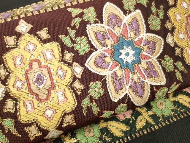 横段正倉院花文 黒地