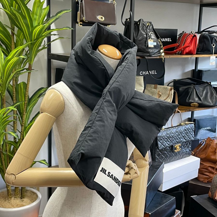 ダウン ブラック