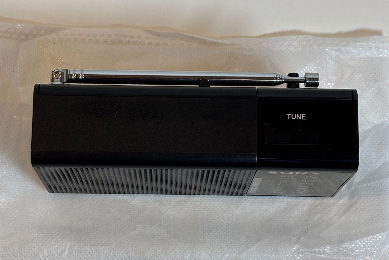 店頭展示品 SONY ソニー ポータブルラジオ ICF-P37 ブラック - メルカリ