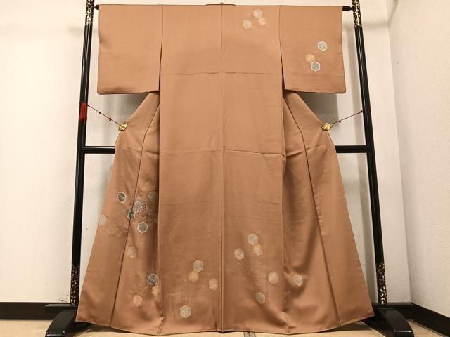 平和屋着物 訪問着 刺繍 群れ鳥亀甲文 金銀彩 正絹 ph