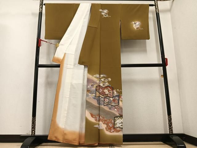 平和屋着物 訪問着 群れ鶴 草花文 暈し染め 金彩 正絹 ph