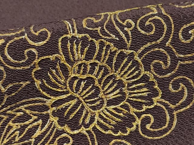 刺繍 更紗花唐草文