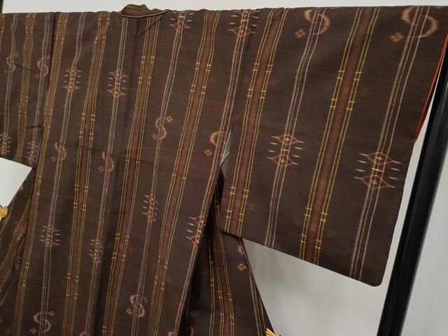 平和屋着物■極上　国指定重要無形文化財　本場久米島紬　手織　絣文様　逸品　CYAA3506s5 平和屋着物□極上 国指定重要無形文化財 本場久米島紬 手織 絣文様