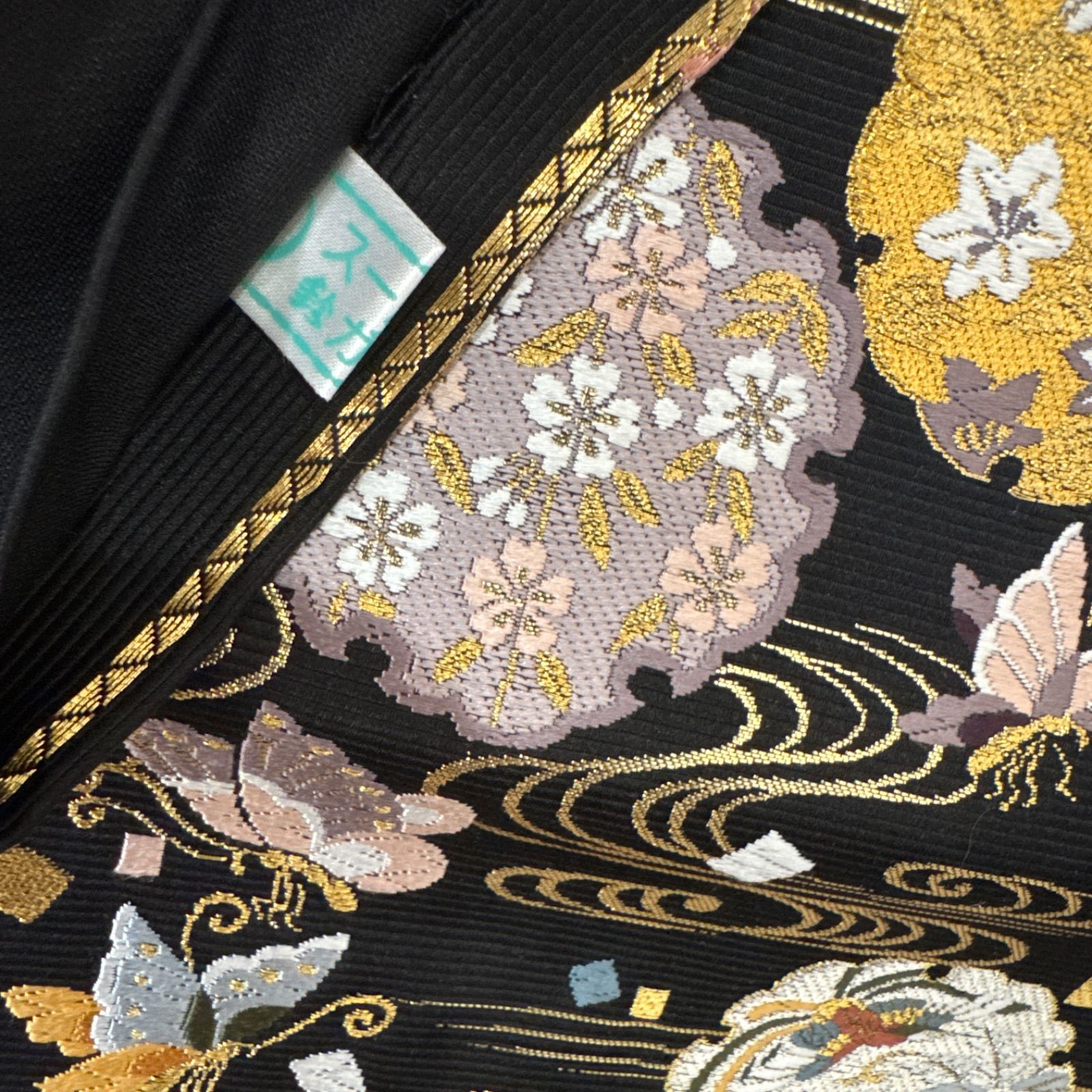 正絹 豪華 振袖フルセット・古典柄・金駒刺繍・共八掛・金銀彩・箔・赤