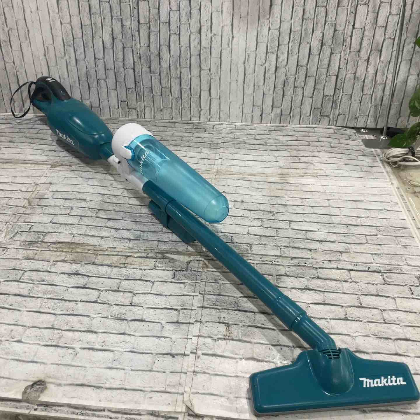 マキタ makita コードレスクリーナ CL181FDZ 川口店