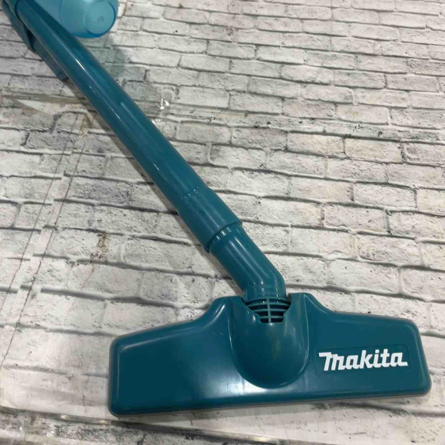マキタ makita コードレスクリーナ CL181FDZ 川口店