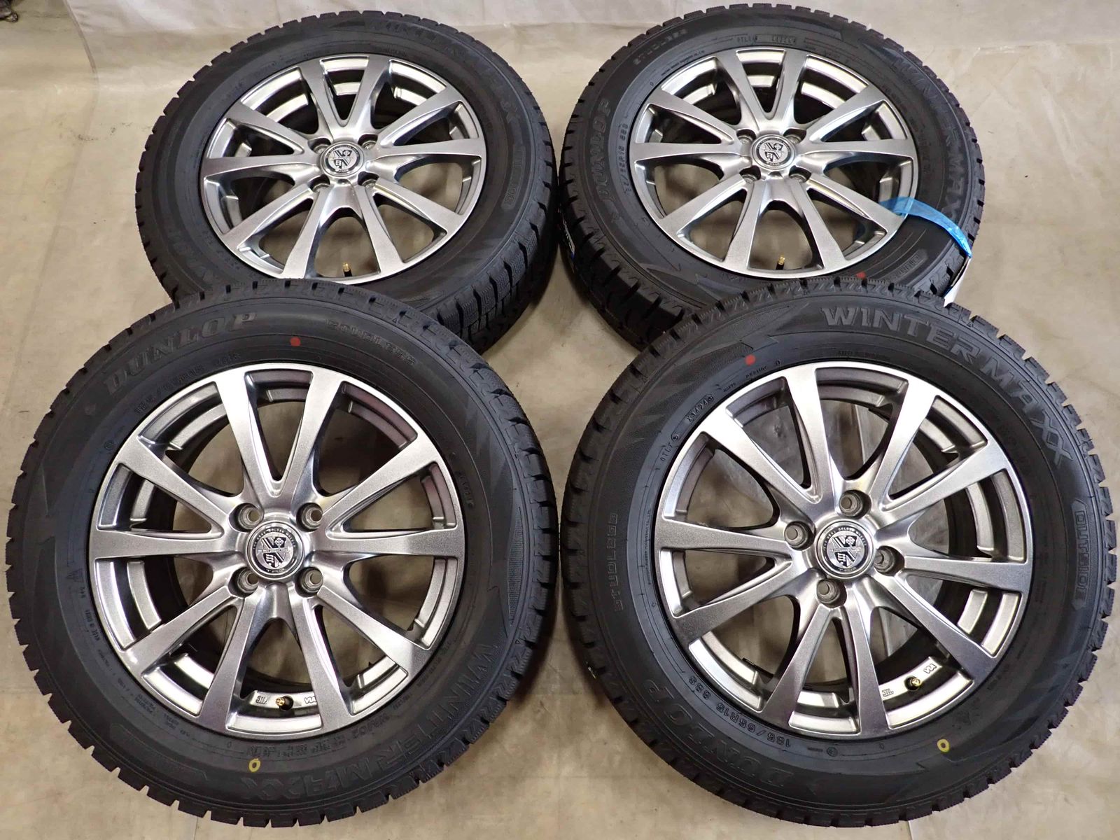  冬4本 製 会社宛 185 65 R 15 5 J 88 S ダンロップ WINTER MAXX WM 02 アルミ フリード フィット MAZDA 2 デミオ NO D 6558 15インチ タイヤ ホイールセット