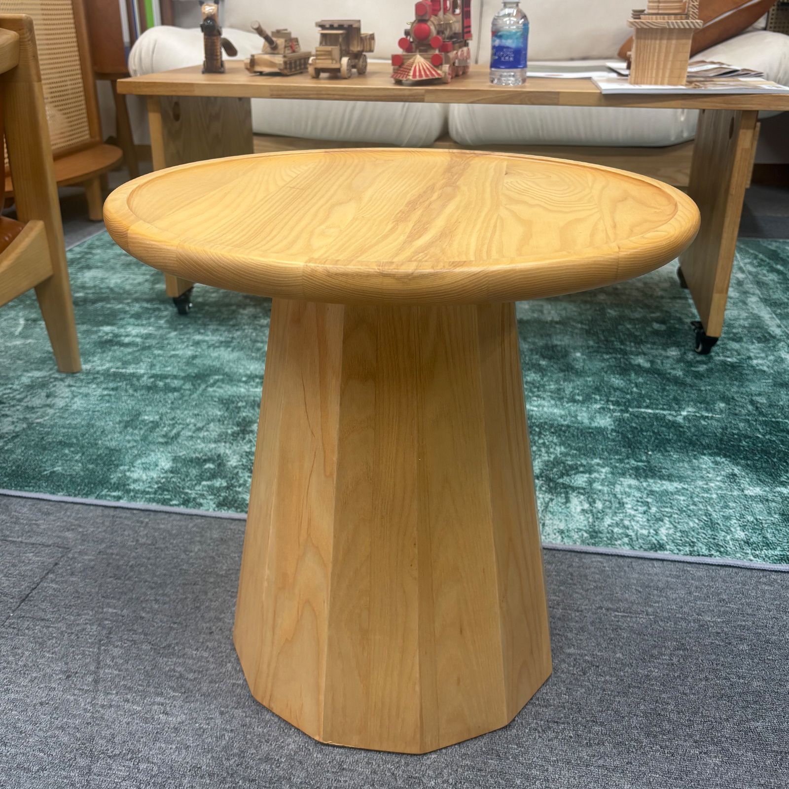 ローテーブル 定価30 000円 無垢材ラウンドサイドテーブル おしゃれデザイン